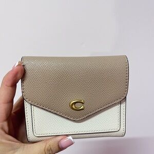 Coach Beige and White Leather Compact Wallet with Gold 'C'